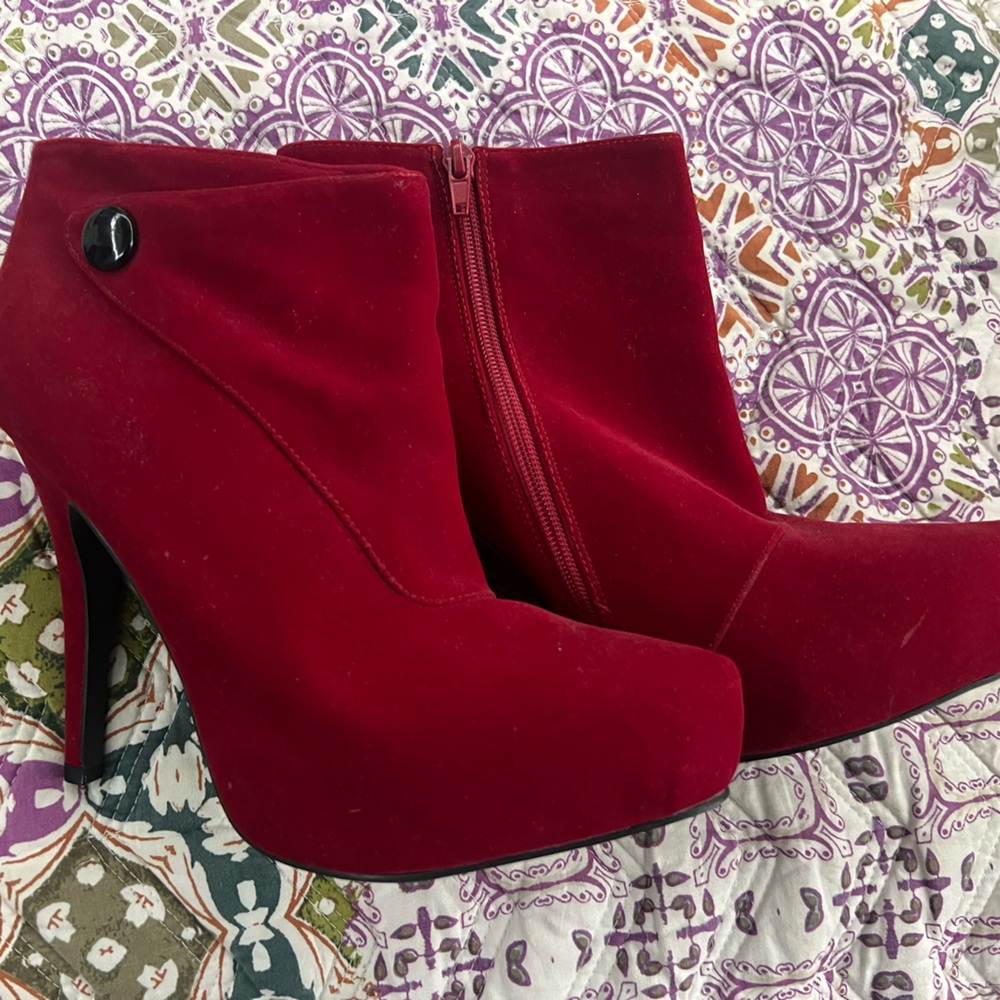 Charlotte Russe Red with Black Button Ankle Boots Size 10